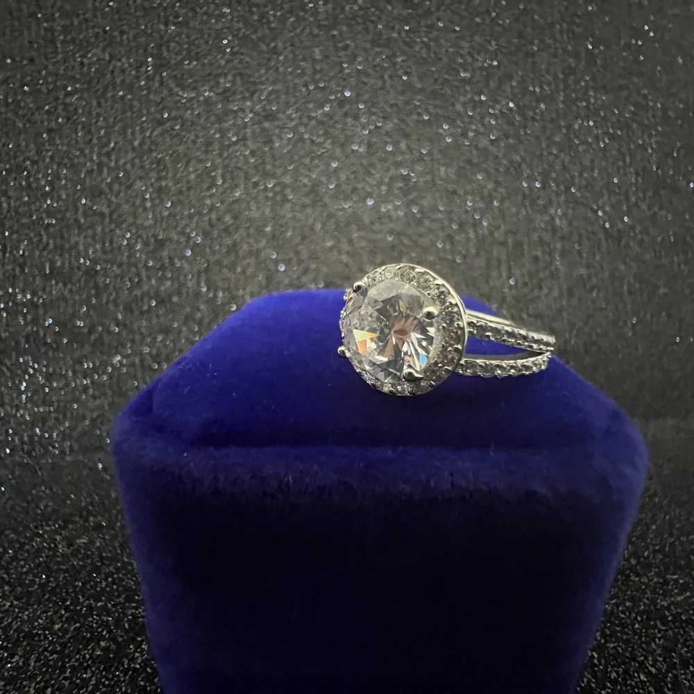 🆕 New Simulated Diamond 925 Sterling Silver Round Cut Wedding Engagement ring